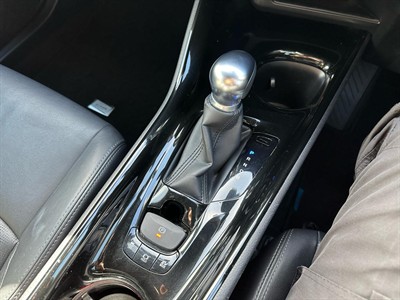 2018 Toyota C-HR - Thumbnail