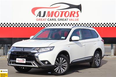 2021 Mitsubishi Outlander - Thumbnail