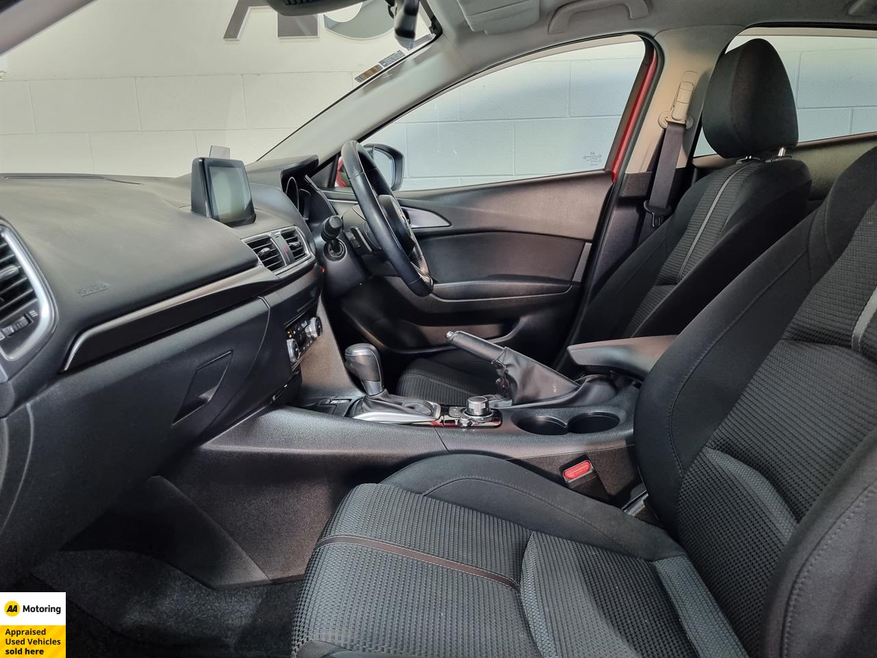 2016 Mazda Axela