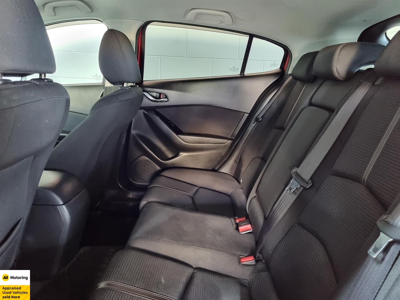 2016 Mazda Axela