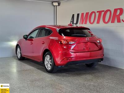 2016 Mazda Axela - Thumbnail