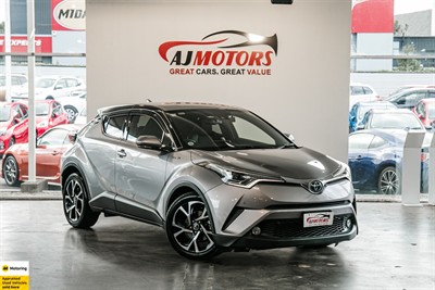 2017 Toyota C-HR - Thumbnail
