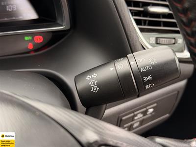 2014 Mazda Axela - Thumbnail