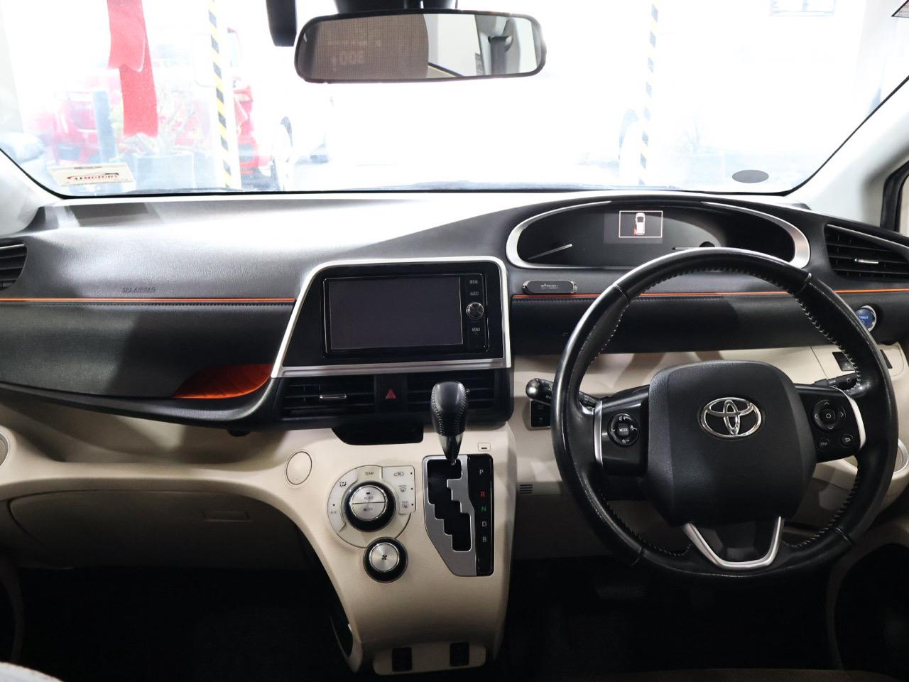 2017 Toyota Sienta