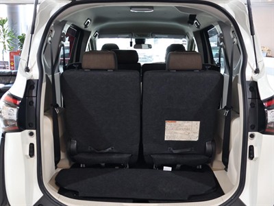 2017 Toyota Sienta - Thumbnail