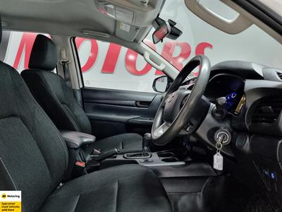 2020 Toyota Hilux - Thumbnail