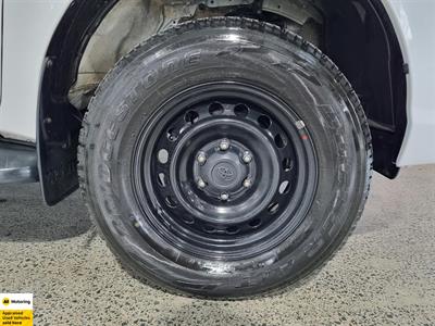 2020 Toyota Hilux - Thumbnail