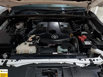 2020 Toyota Hilux - Thumbnail