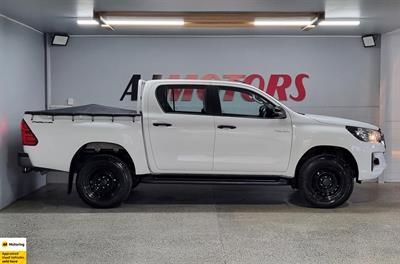 2020 Toyota Hilux - Thumbnail