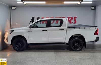 2020 Toyota Hilux - Thumbnail