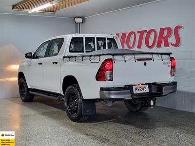 2020 Toyota Hilux - Thumbnail