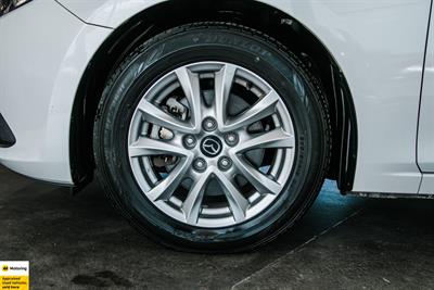 2013 Mazda Axela - Thumbnail