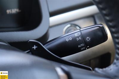 2016 Suzuki Swift - Thumbnail