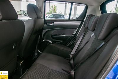 2014 Suzuki Swift - Thumbnail