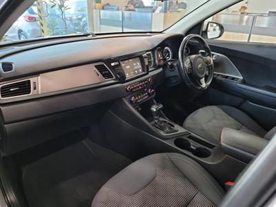 2019 Kia Niro - Thumbnail