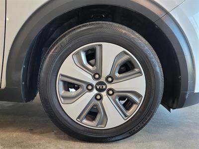 2019 Kia Niro - Thumbnail