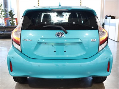 2019 Toyota Aqua - Thumbnail