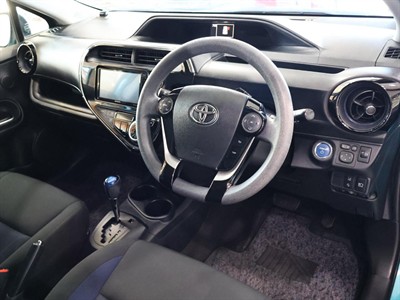 2019 Toyota Aqua - Thumbnail