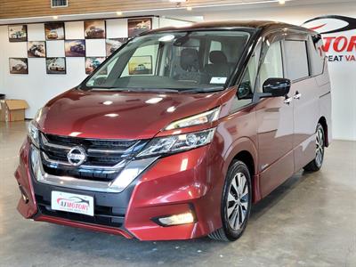 2017 Nissan Serena - Thumbnail