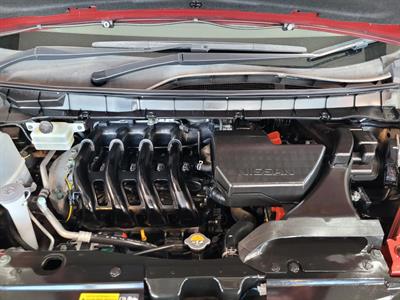 2017 Nissan Serena - Thumbnail