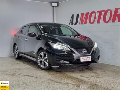 2018 Nissan Leaf - Thumbnail