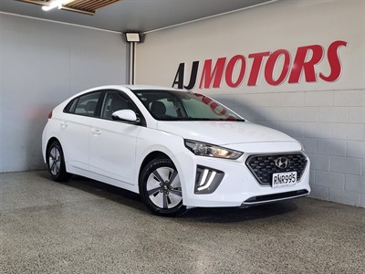 2022 Hyundai IONIQ - Thumbnail