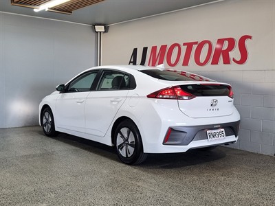 2022 Hyundai IONIQ - Thumbnail