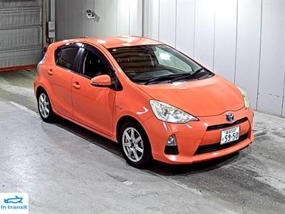 2013 Toyota Aqua - Thumbnail