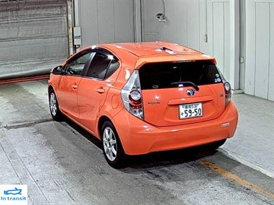 2013 Toyota Aqua - Thumbnail