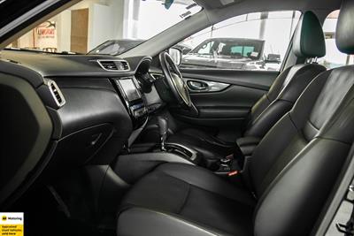 2014 Nissan X-Trail - Thumbnail