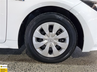 2020 Toyota Corolla - Thumbnail