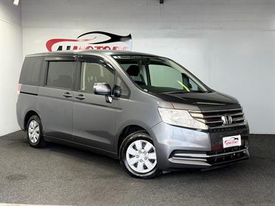 2013 Honda STEPWAGON - Thumbnail