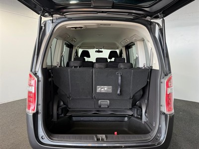 2013 Honda STEPWAGON - Thumbnail