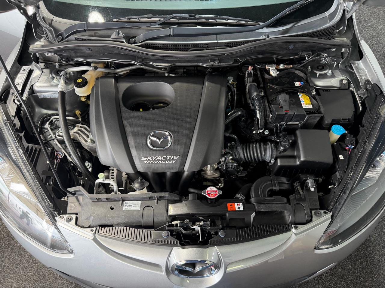 2014 Mazda Demio