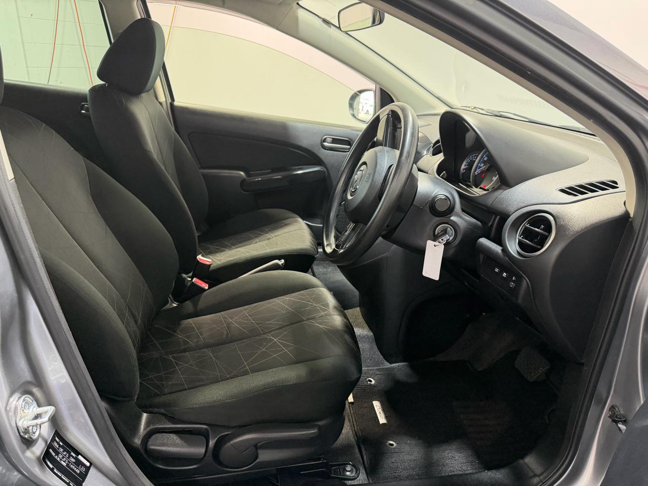 2014 Mazda Demio