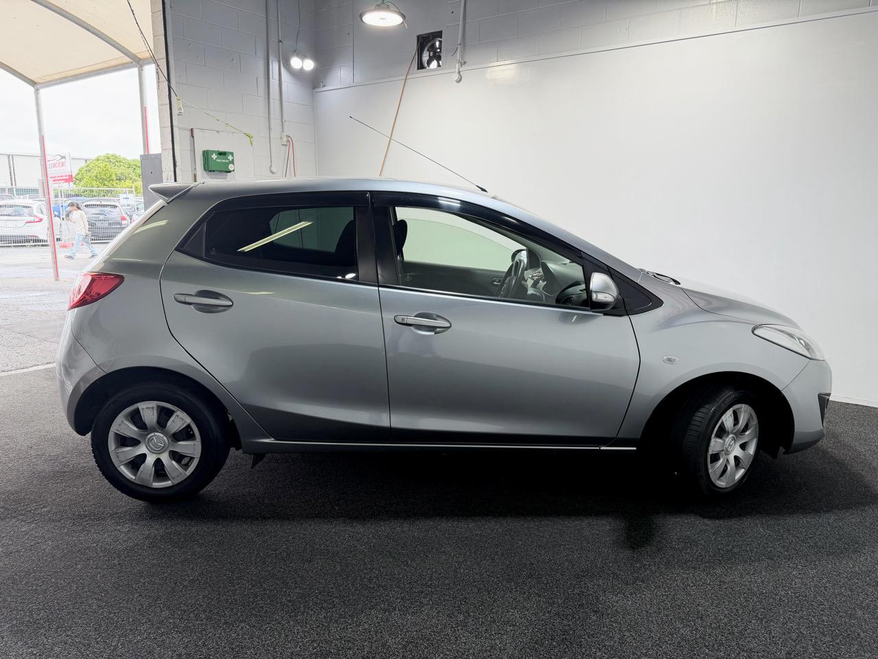 2014 Mazda Demio