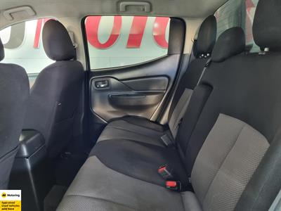 2018 Mitsubishi Triton - Thumbnail