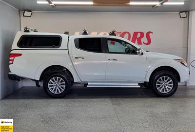 2018 Mitsubishi Triton - Thumbnail