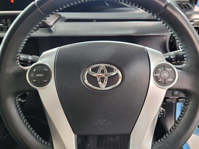 2015 Toyota Aqua - Thumbnail