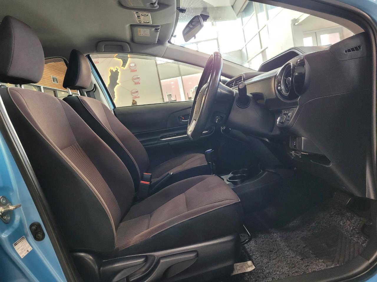 2015 Toyota Aqua
