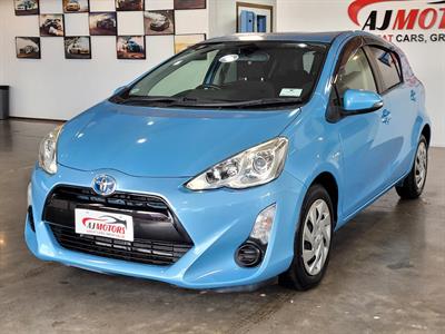 2015 Toyota Aqua - Thumbnail