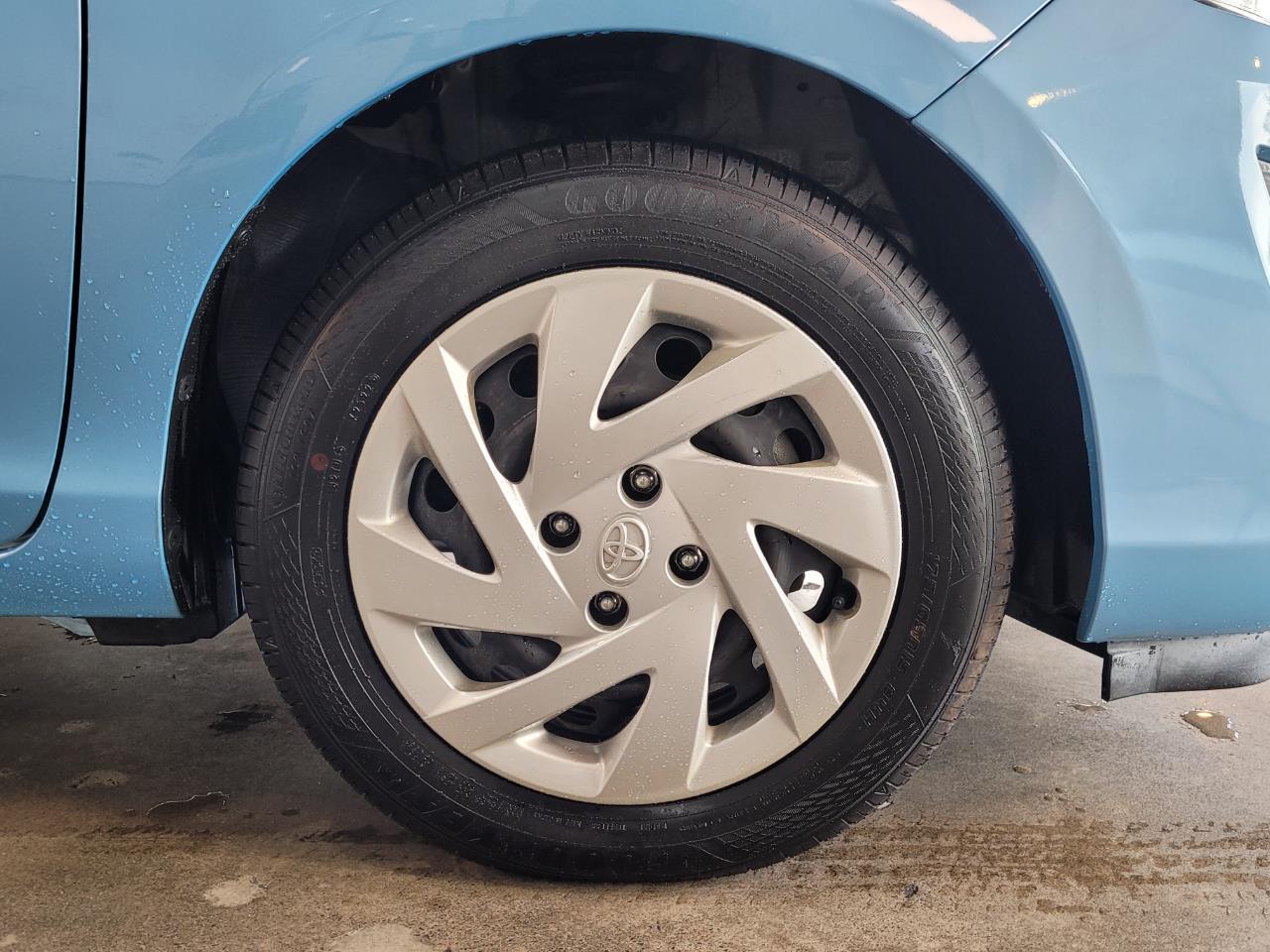 2015 Toyota Aqua