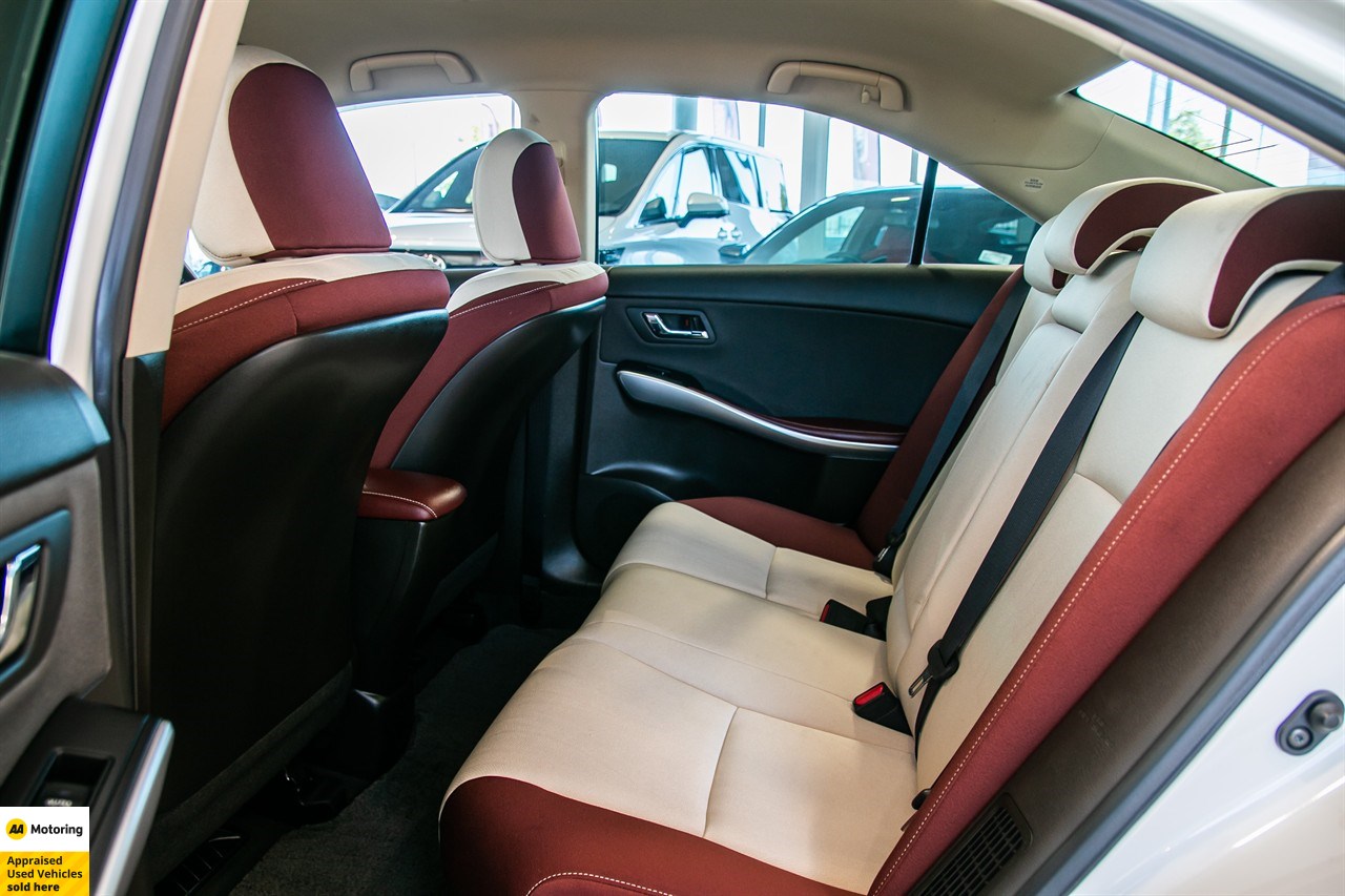 2014 Toyota Sai