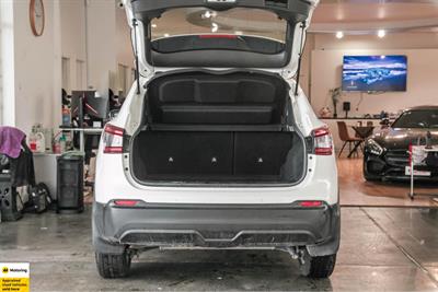 2021 Nissan Qashqai - Thumbnail