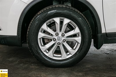 2015 Nissan X-Trail - Thumbnail