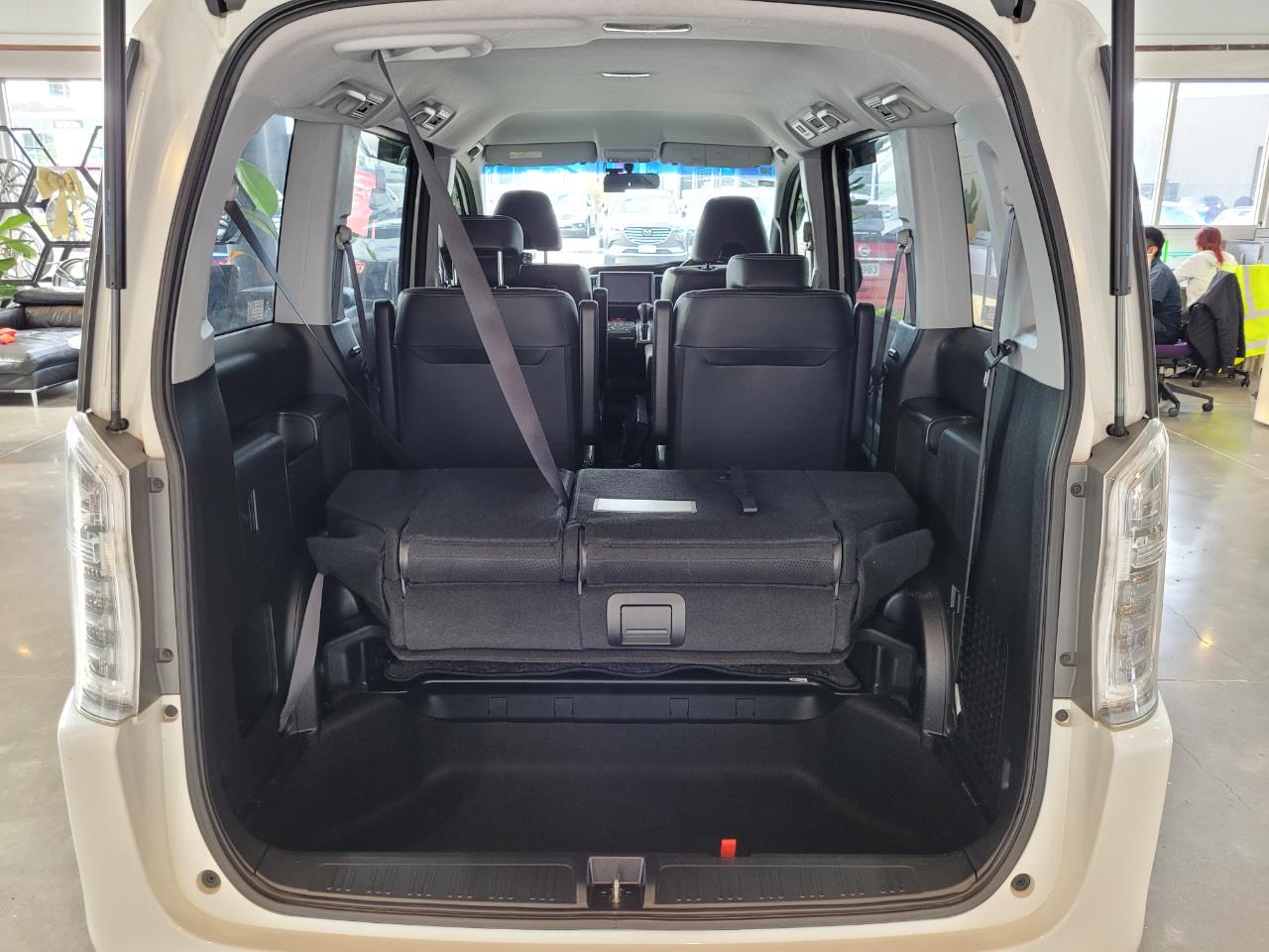 2014 Honda STEPWAGON