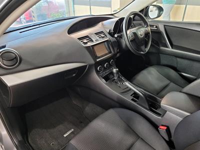 2011 Mazda Axela - Thumbnail