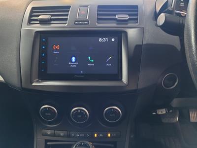 2011 Mazda Axela - Thumbnail