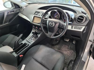 2011 Mazda Axela - Thumbnail