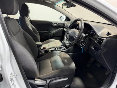 2022 Hyundai IONIQ - Thumbnail